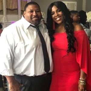 Meet your Posher, Theapia